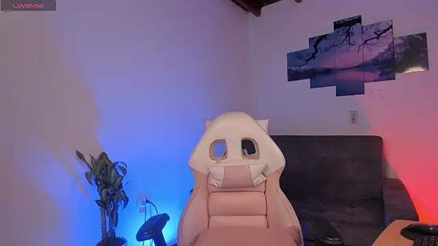 odelei online show from March 21, 7:44 am