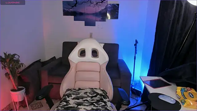 odelei online show from September 11, 9:41 am