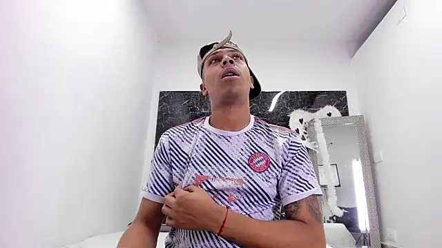 ada-brooke online show from November 30, 12:07 pm