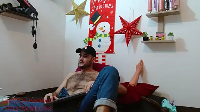 Snapshot of fetish_padrino chatting on December 21, 11:13 pm fetish padrino online show from December 21, 11:13 pm