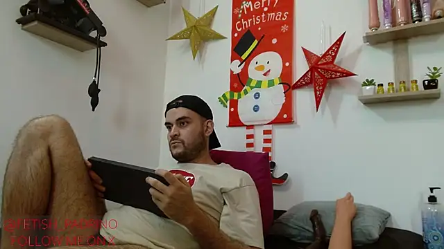 Snapshot of fetish_padrino chatting on December 6, 9:13 pm fetish padrino online show from December 6, 9:13 pm