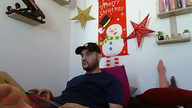 Snapshot of fetish_padrino chatting on December 8, 3:13 pm fetish padrino online show from December 8, 3:13 pm