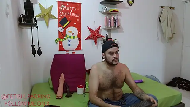 Snapshot of fetish_padrino chatting on December 26, 9:58 pm fetish padrino online show from December 26, 9:58 pm