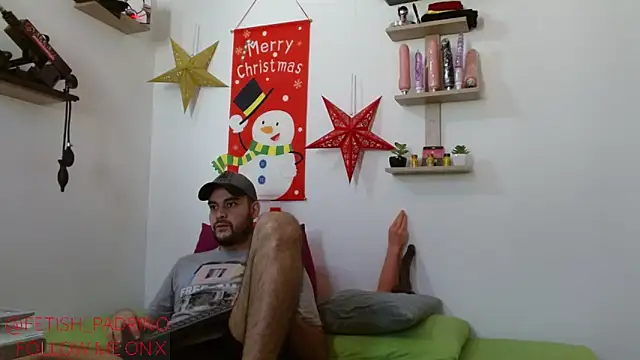 Snapshot of fetish_padrino chatting on December 13, 2:16 pm fetish padrino online show from December 13, 2:16 pm