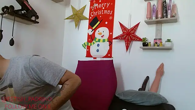 Snapshot of fetish_padrino chatting on December 20, 2:49 pm fetish padrino online show from December 20, 2:49 pm