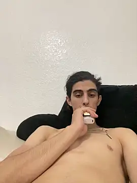 kennylove420 online show from April 3, 1:02 am