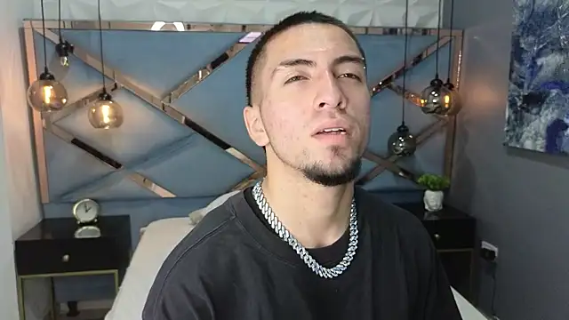 Snapshot of King_Dante_ chatting on September 25, 9:24 pm King Dante online show from September 25, 9:24 pm
