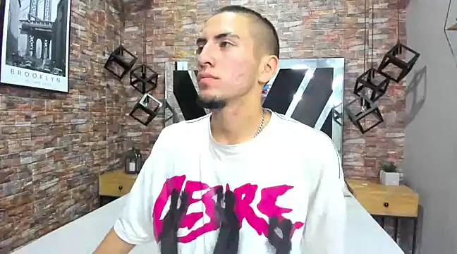 Snapshot of King_Dante_ chatting on January 7, 8:21 pm King Dante online show from January 7, 8:21 pm