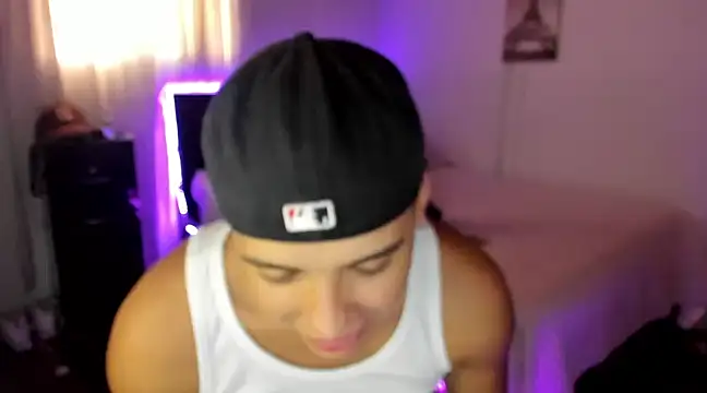 PipeRodriguez  online show from January 18, 7:48 pm