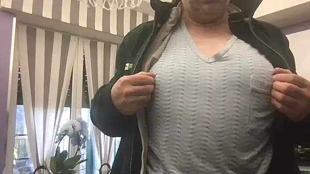 pantomax online show from December 3, 1:39 pm