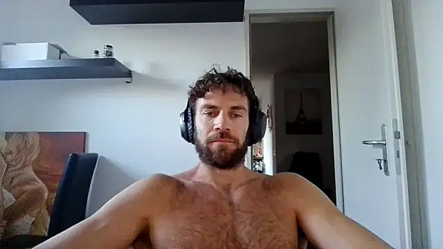 alpha-hunk online show from October 18, 3:39 pm