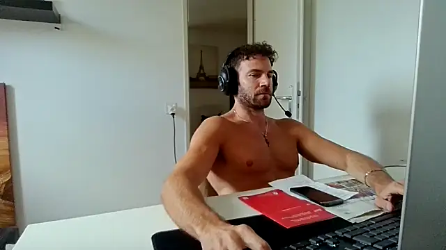 alpha-hunk online show from June 6, 9:37 am