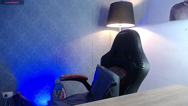 Sr Magnus  online show from February 2, 2:24 pm