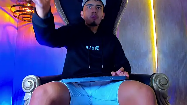 thaddeus king online show from October 11, 11:31 pm