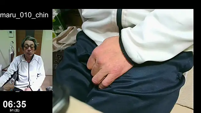 Snapshot of mama010-chan chatting on March 1, 9:37 pm mama010-chan online show from March 1, 9:37 pm