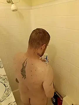 Snapshot of GINGERHEADMAN chatting on January 28, 4:18 am GINGERHEADMAN online show from January 28, 4:18 am