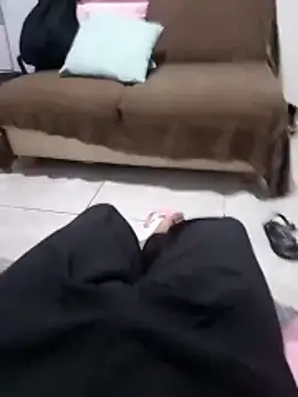 reinelson online show from January 10, 12:05 am