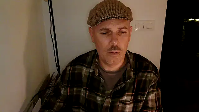 Francesco-ES online show from December 2, 7:36 pm