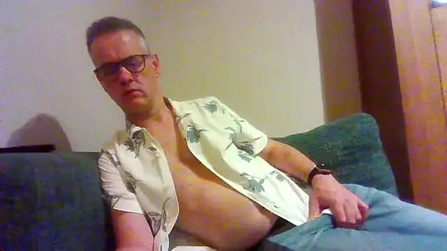 Hectorthyssen1 online show from June 19, 10:36 pm