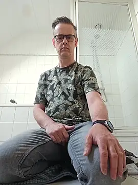 Hectorthyssen1 online show from June 6, 6:36 pm