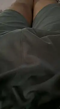 Snapshot of Desiboy___21 chatting on December 8, 8:41 am Desiboy   21 online show from December 8, 8:41 am