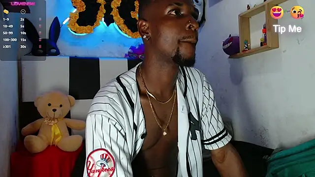 Aroonpapisex online show from March 23, 1:55 am