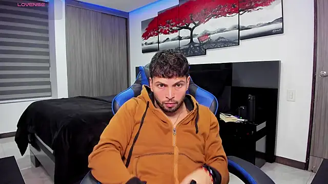 nick klaus online show from April 1, 11:24 pm