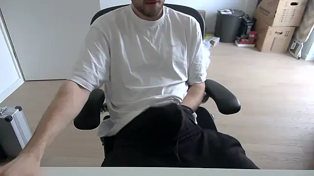 taallguyy 196 online show from March 6, 7:16 am