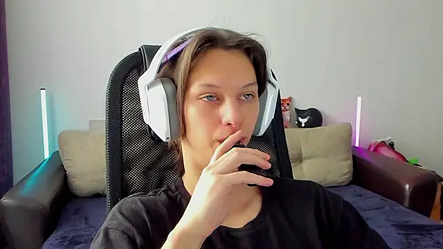 Ostin meow online show from March 3, 7:49 am