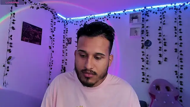 Raf brunette online show from December 24, 1:17 pm