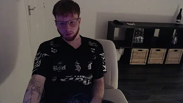 PrettyGinger online show from January 5, 6:56 pm