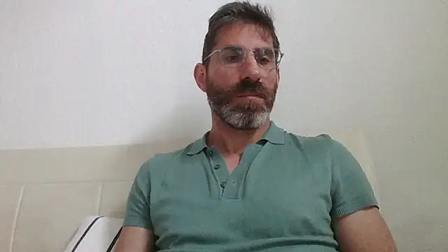 Snapshot of alcatraz009 chatting on September 16, 8:59 am alcatraz009 online show from September 16, 8:59 am