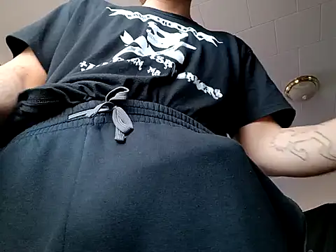 ChuckyyDee online show from December 25, 10:39 am