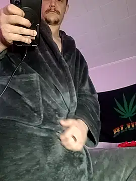 ChuckyyDee online show from March 31, 10:33 pm