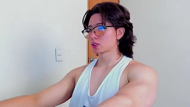 AngelBennet  online show from November 16, 6:10 pm