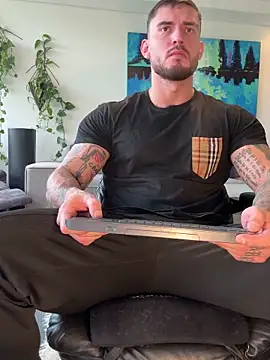 DimitriSullivan  online show from April 24, 1:46 pm