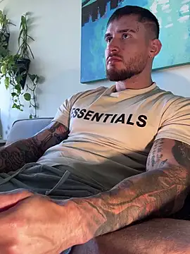 DimitriSullivan  online show from April 23, 1:24 pm