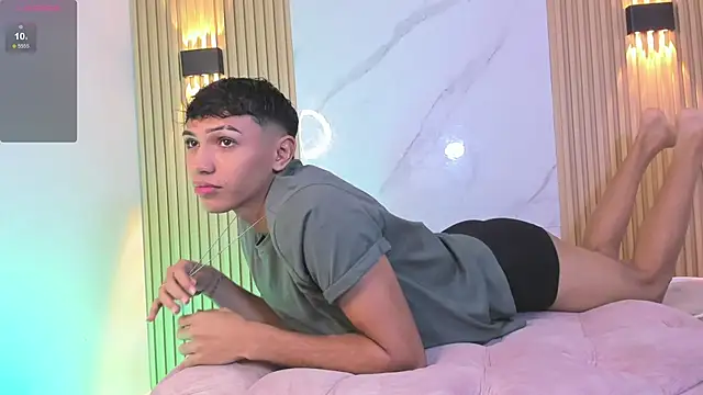 Snapshot of im_sebaslopez chatting on January 16, 12:34 am im sebaslopez online show from January 16, 12:34 am