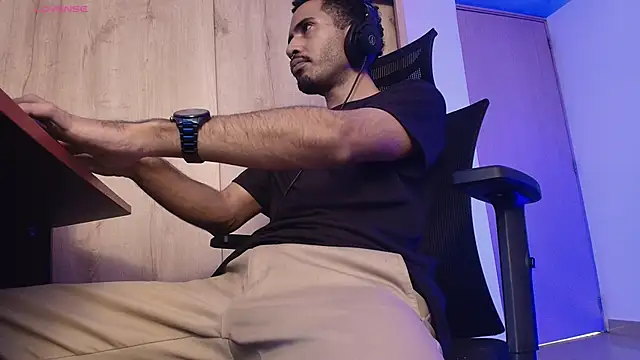 coleman160 online show from April 18, 7:07 pm