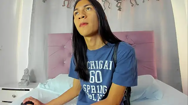  lexx1e online show from November 6, 12:30 pm