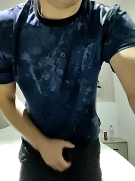 flaviusfcfa2002 online show from February 23, 7:36 pm