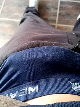 paubabando  online show from May 4, 12:18 pm