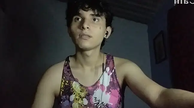 Snapshot of Charley_quin chatting on February 27, 11:48 pm Charley quin online show from February 27, 11:48 pm