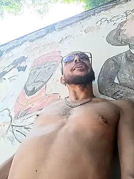Snapshot of Charly_BC_Dirty chatting on March 2, 6:03 pm Charly BC Dirty online show from March 2, 6:03 pm
