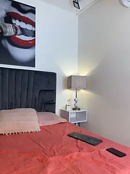 Robin Rief online show from February 14, 3:12 am