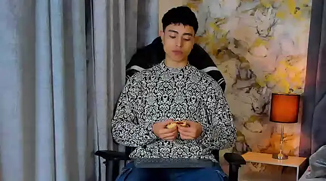 Snapshot of JoshRashfordd chatting on February 1, 12:05 pm JoshRashfordd online show from February 1, 12:05 pm
