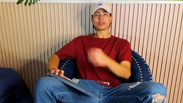 Snapshot of JoshRashfordd chatting on September 9, 12:59 pm JoshRashfordd online show from September 9, 12:59 pm