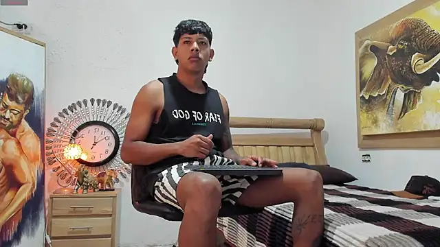 mr stiven  online show from June 6, 7:03 am