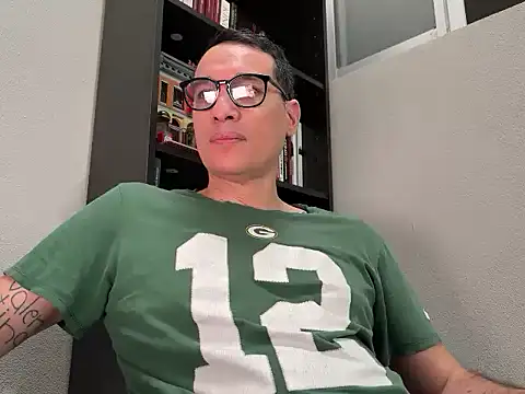 alex ruiz85 online show from June 23, 10:13 pm