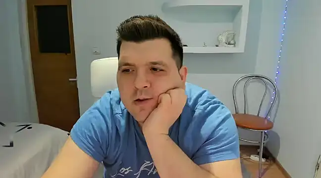 Snapshot of JasonJacks chatting on January 1, 4:18 pm JasonJacks online show from January 1, 4:18 pm